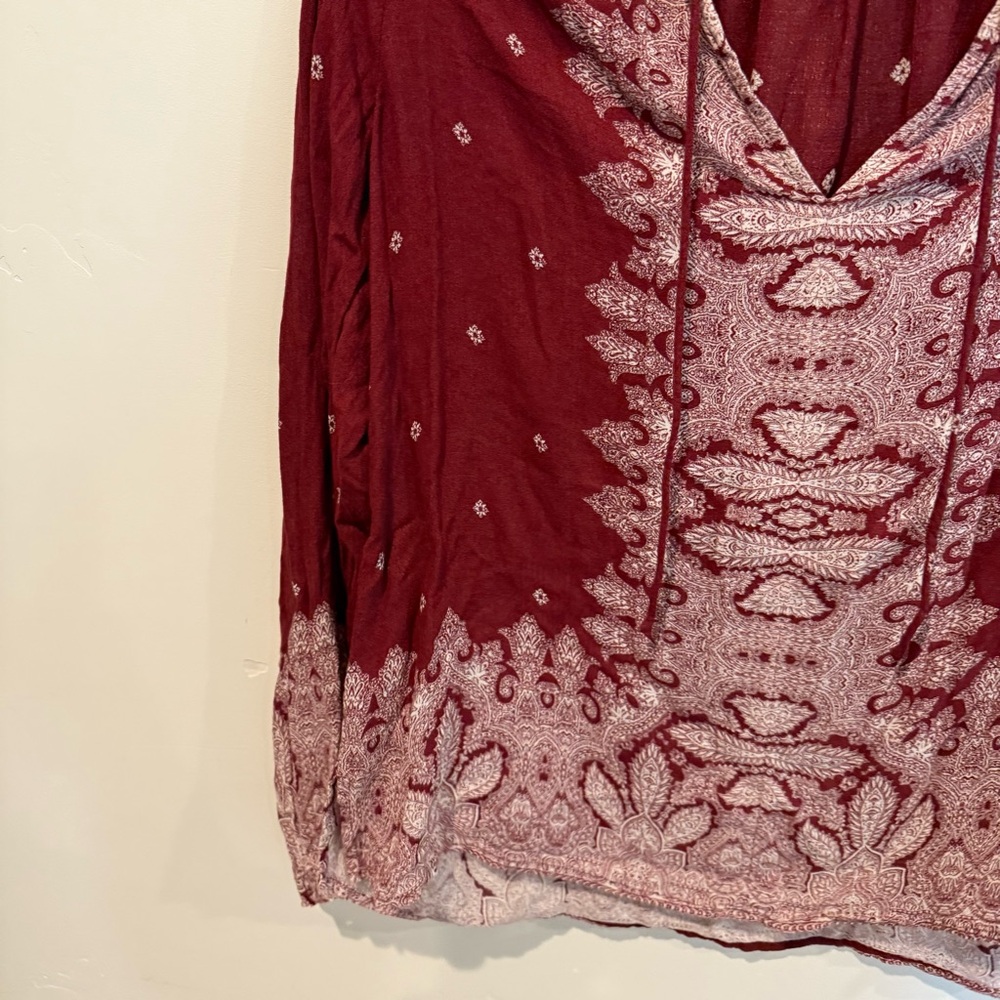 Lucky Brand Boho Red Patterned Blouse Top Womens Size Small Festive Christmas - Picture 3 of 8